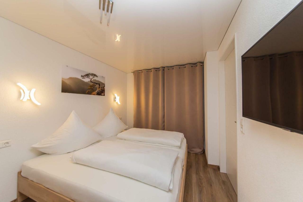 Landmann Apartment Metzingen メッツィンゲン エクステリア 写真